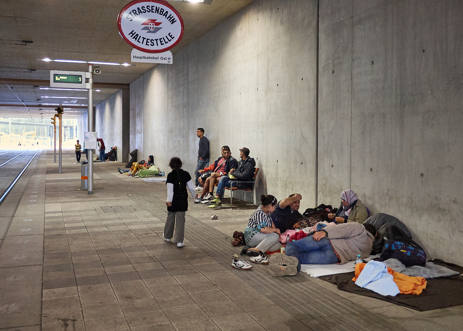 Wien, Hauptbahnhof, Mitte September.
