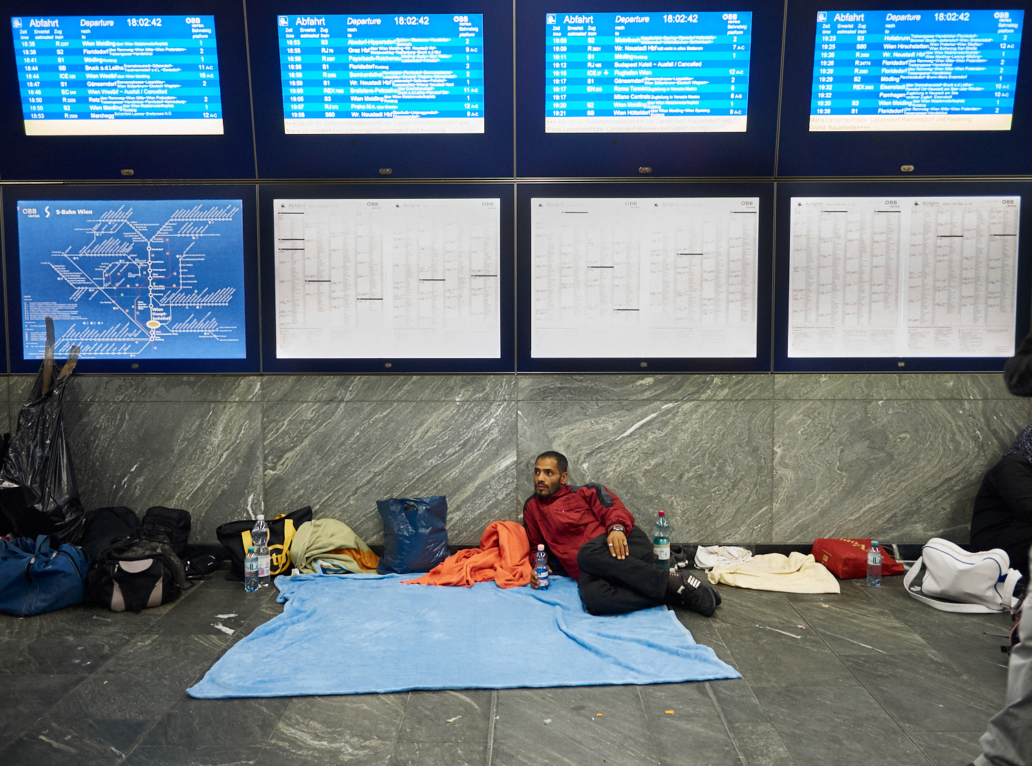 Wien, Hauptbahnhof, Mitte September.
