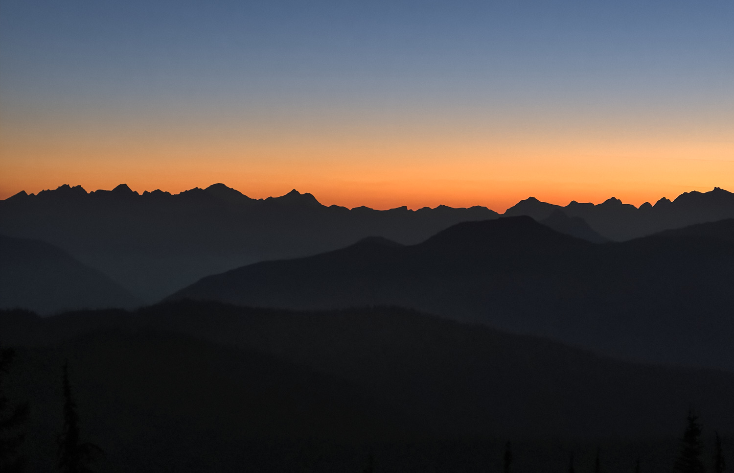 view to west over the Cascade Range on the evening of September 14